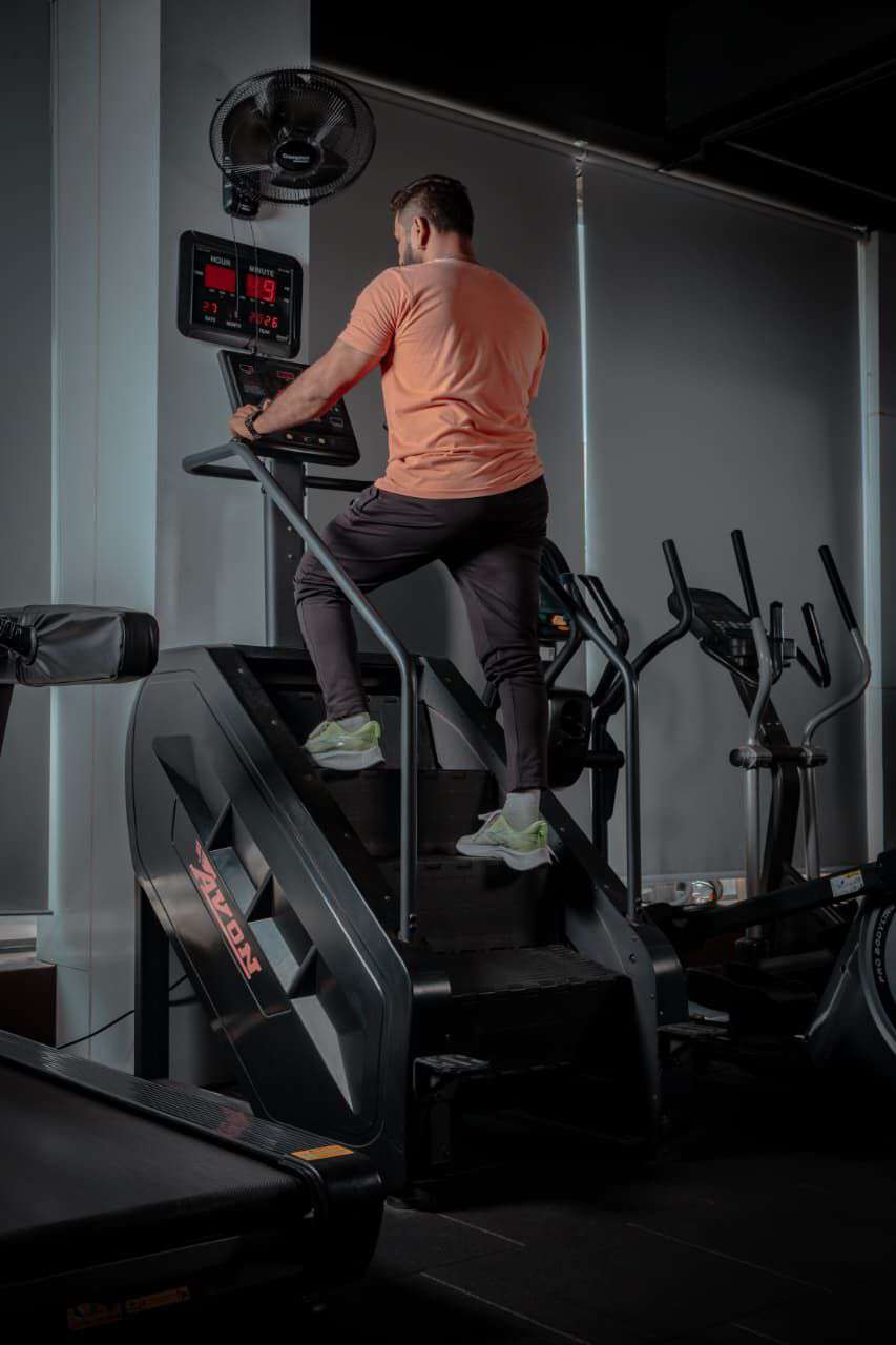 Stair climber cardio equipment